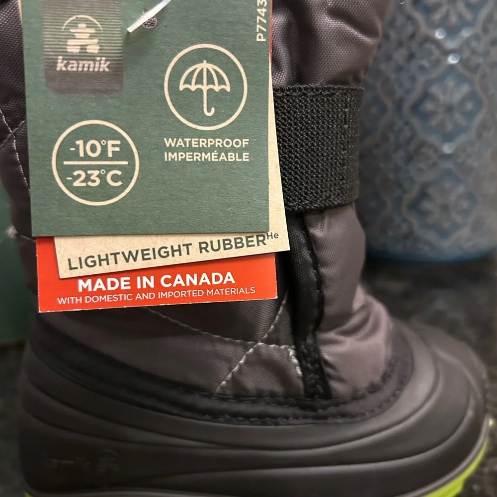 Kamik Snowbug 5 Kids Boots - Black and Green Size 6 Toddler